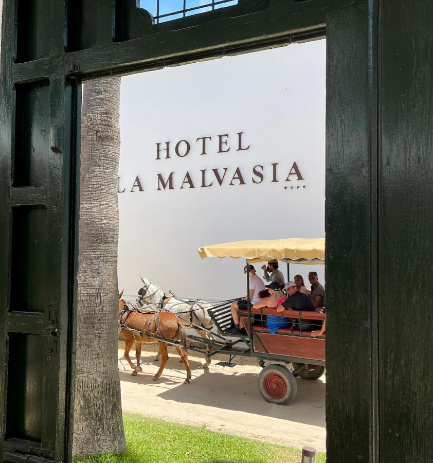 Hotel La Malvasia 엘로시오 외부 사진